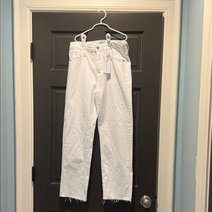 Just Black Women's White Straight Leg Jeans frayed hem size 27